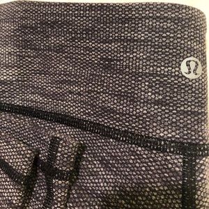 Lulu Lemon full length pant- mid rise.